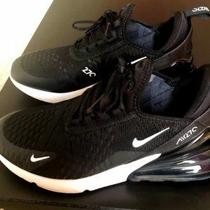 Nike Airmax 270 Black/White (Women's 6.5/ Youth 5Y)